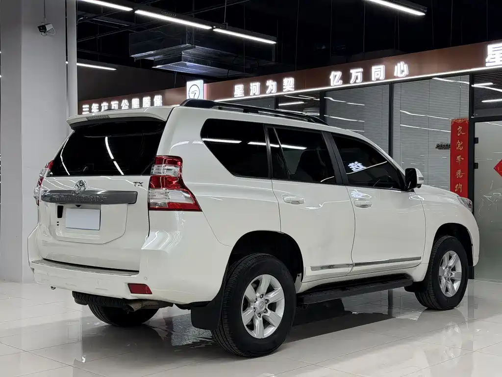 Toyota Prado 2014 — фото 18