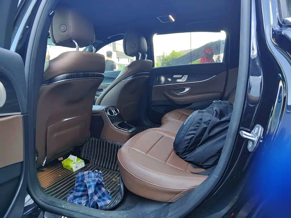 Mercedes-Benz E-Class 2022