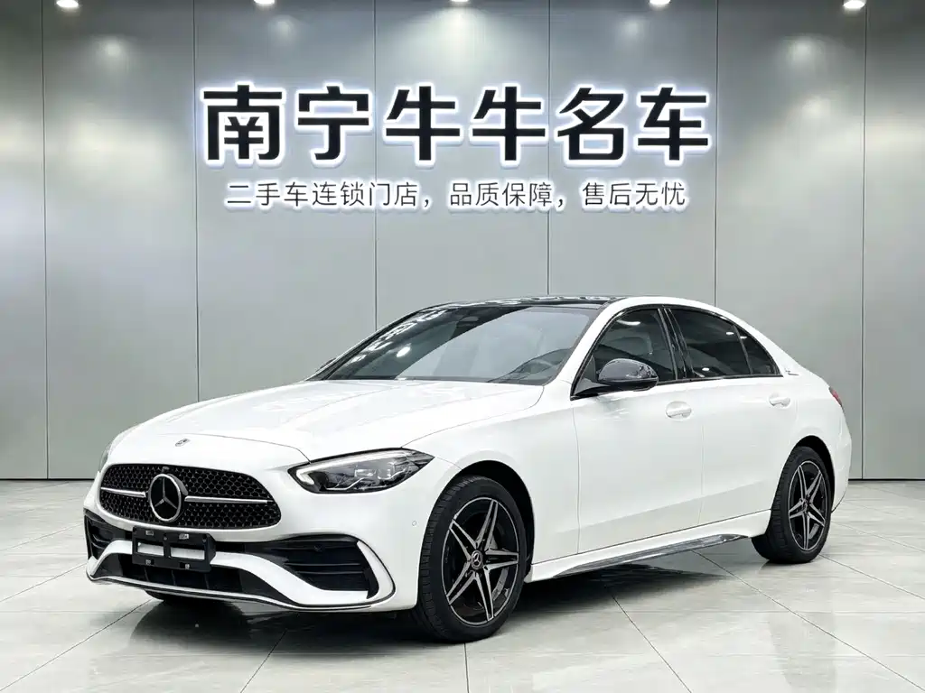 Mercedes-Benz C-Class 2024