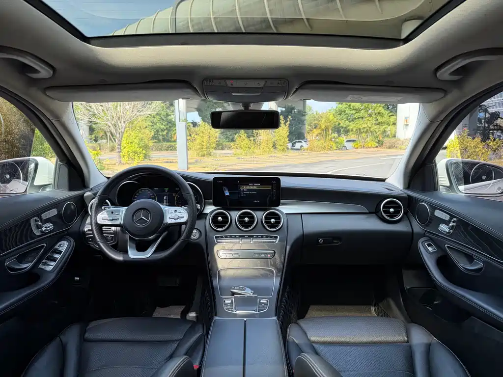Mercedes-Benz C-Class 2020 — фото 10