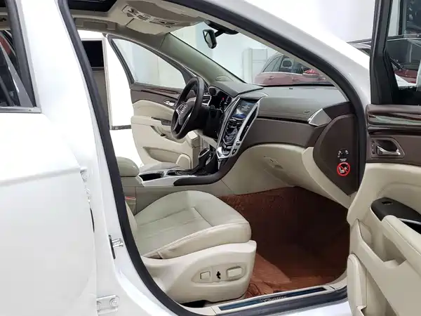 Cadillac SRX 2016