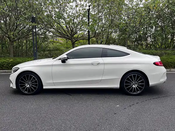 Mercedes-Benz C-Class 2017