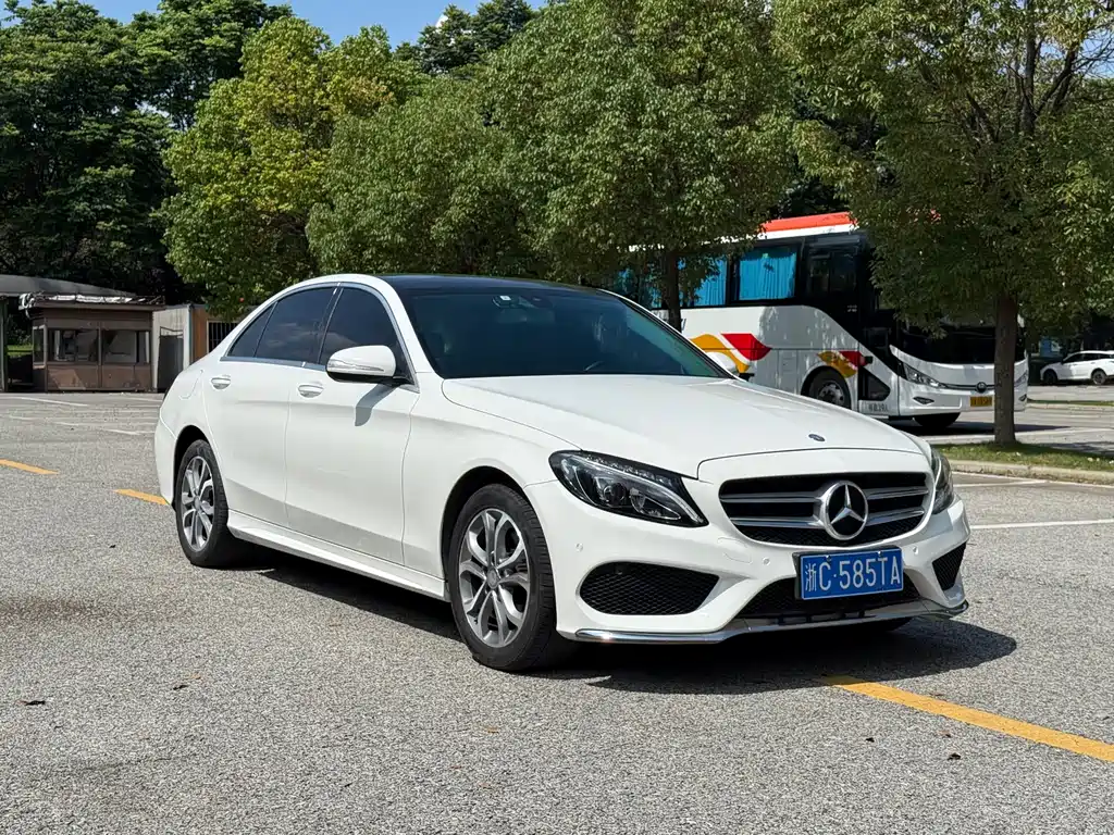 Mercedes-Benz C-Class 2015 — фото 3
