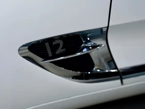 Bentley Continental 2020