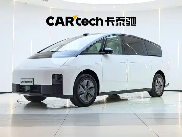 Li Auto MEGA 2025