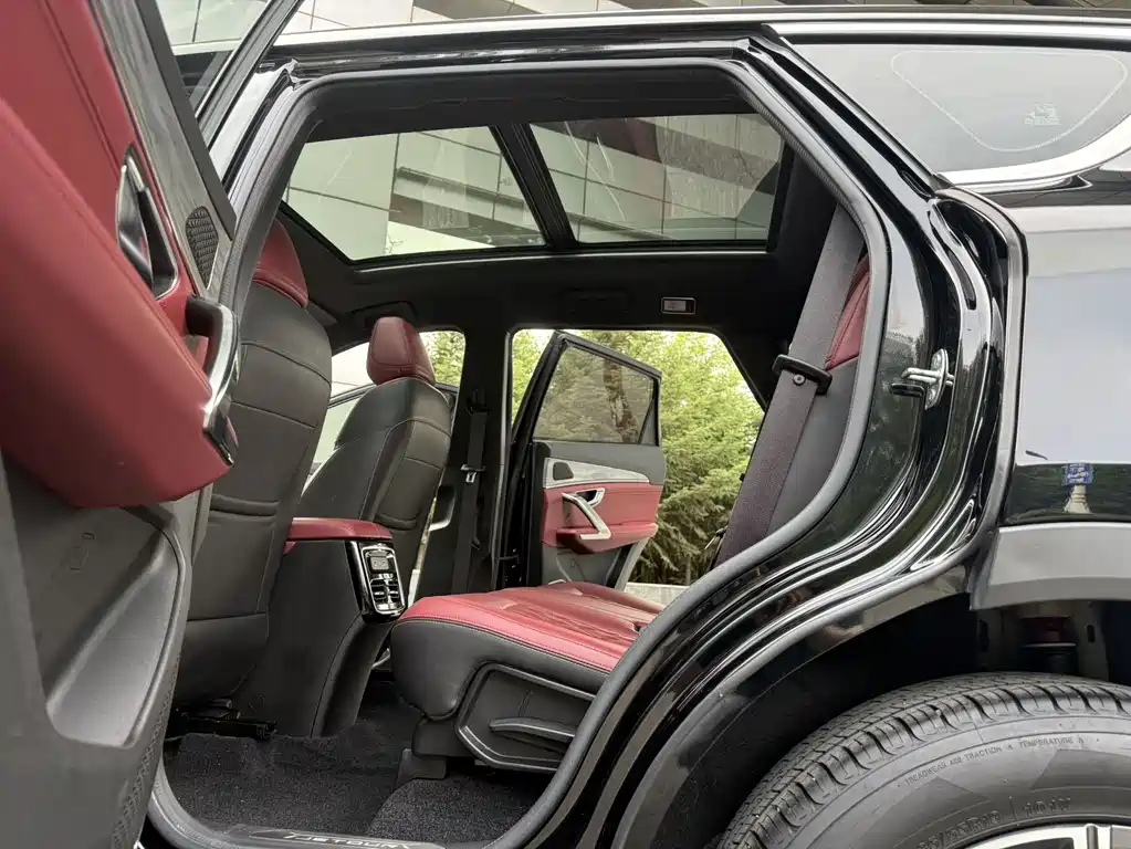Jetour X70 PLUS 2023 — фото 12