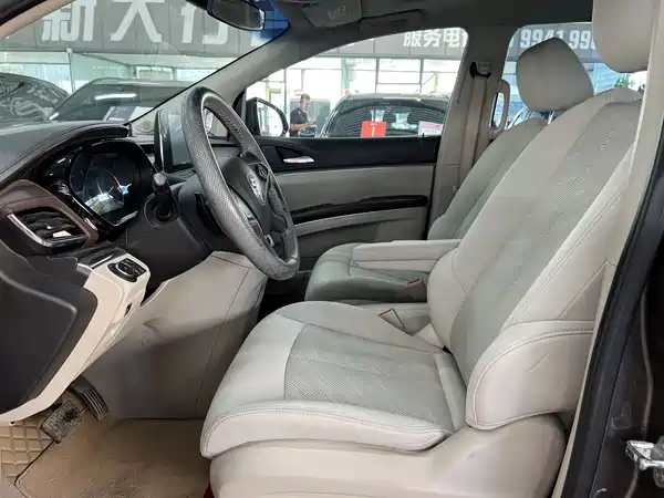 Buick GL8 2022