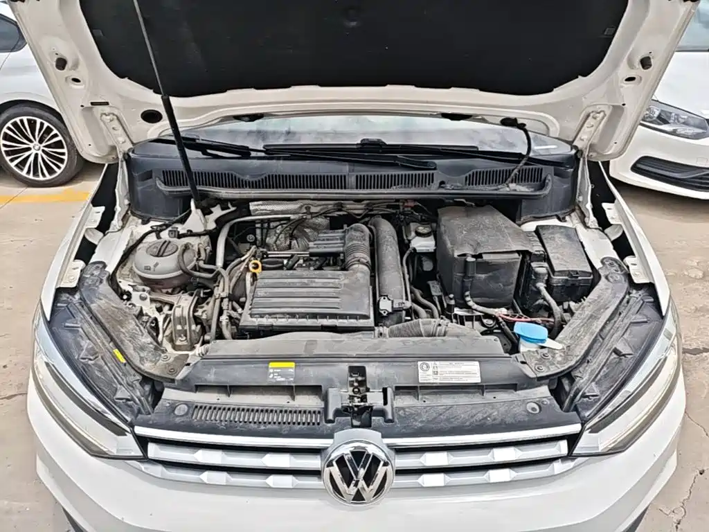 Volkswagen Touran 2019 — фото 20