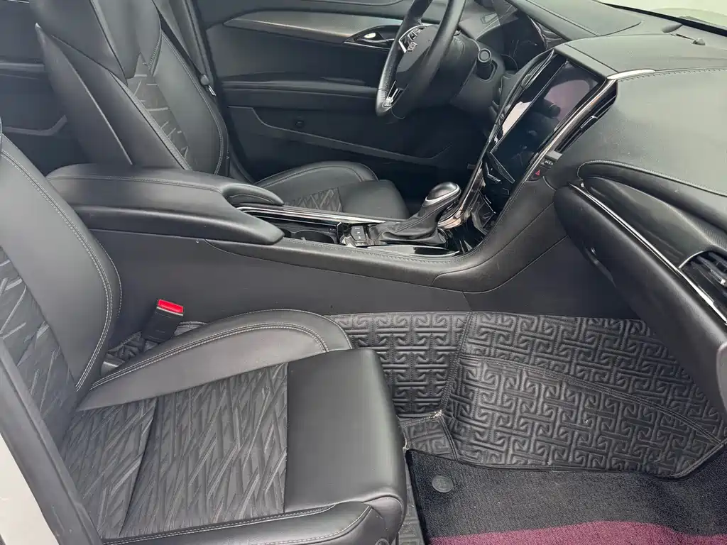 Cadillac ATS-L 2017 — фото 14