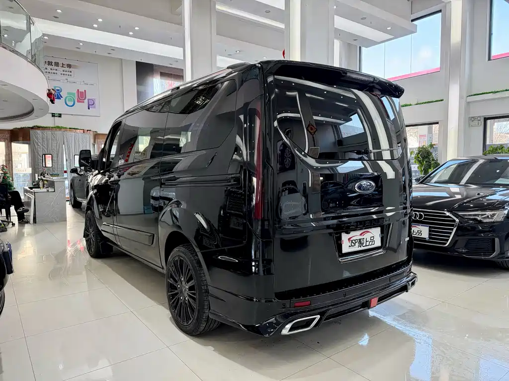 Ford Tourneo 2022 — фото 21