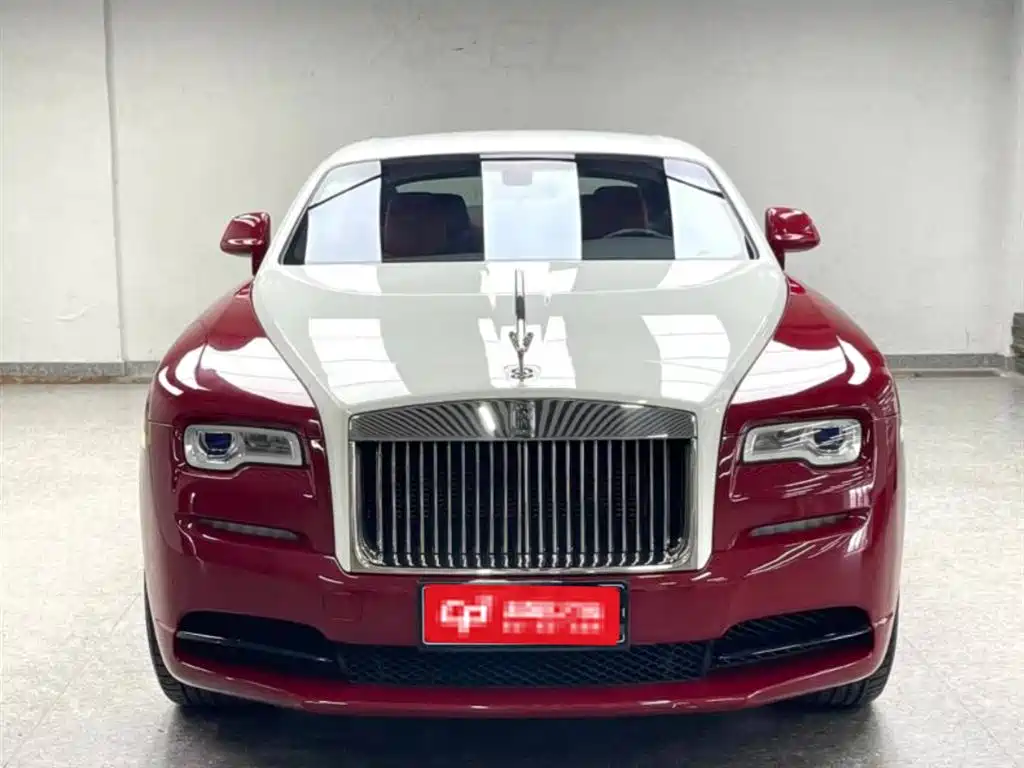 Rolls-Royce Phantom 2017 — фото 1