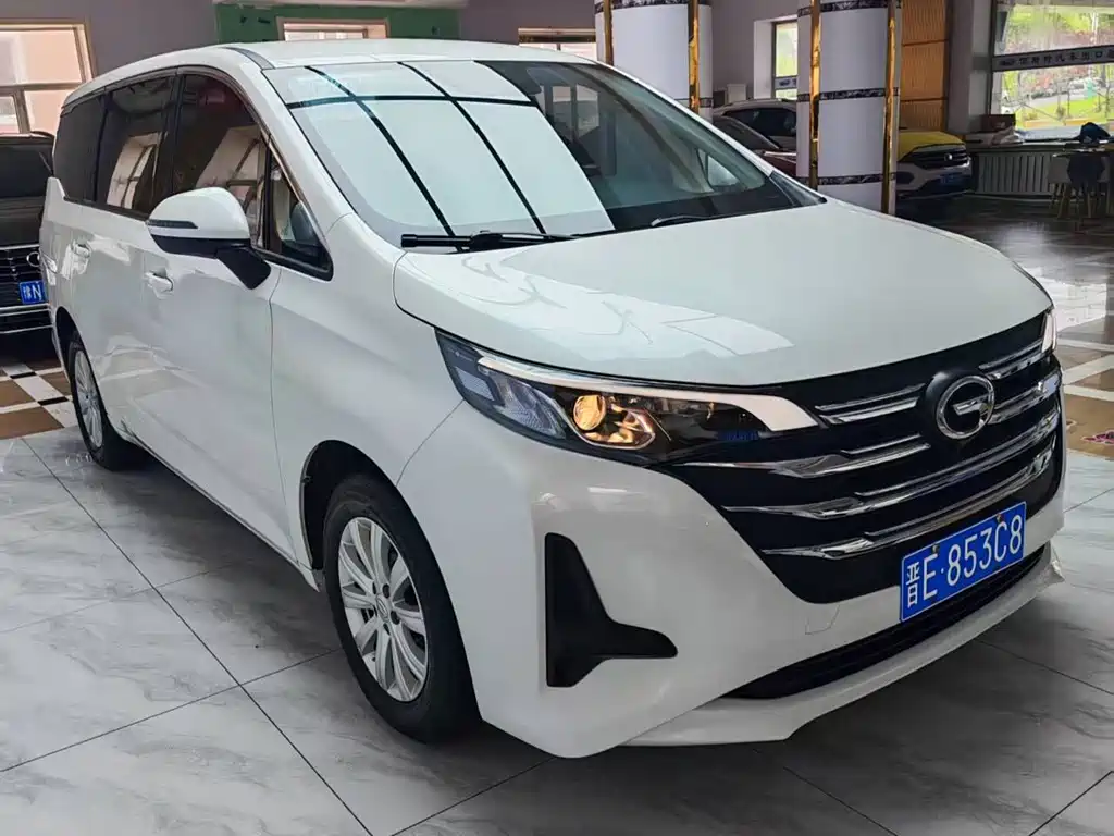 GAC Trumpchi M6 2022 — фото 3