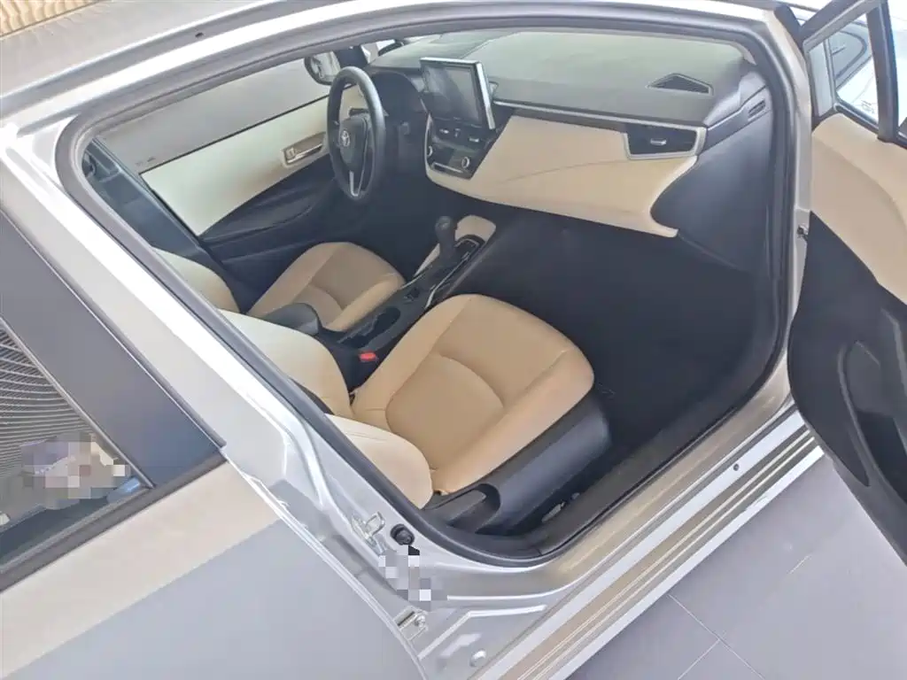Toyota Corolla 2019 — фото 11
