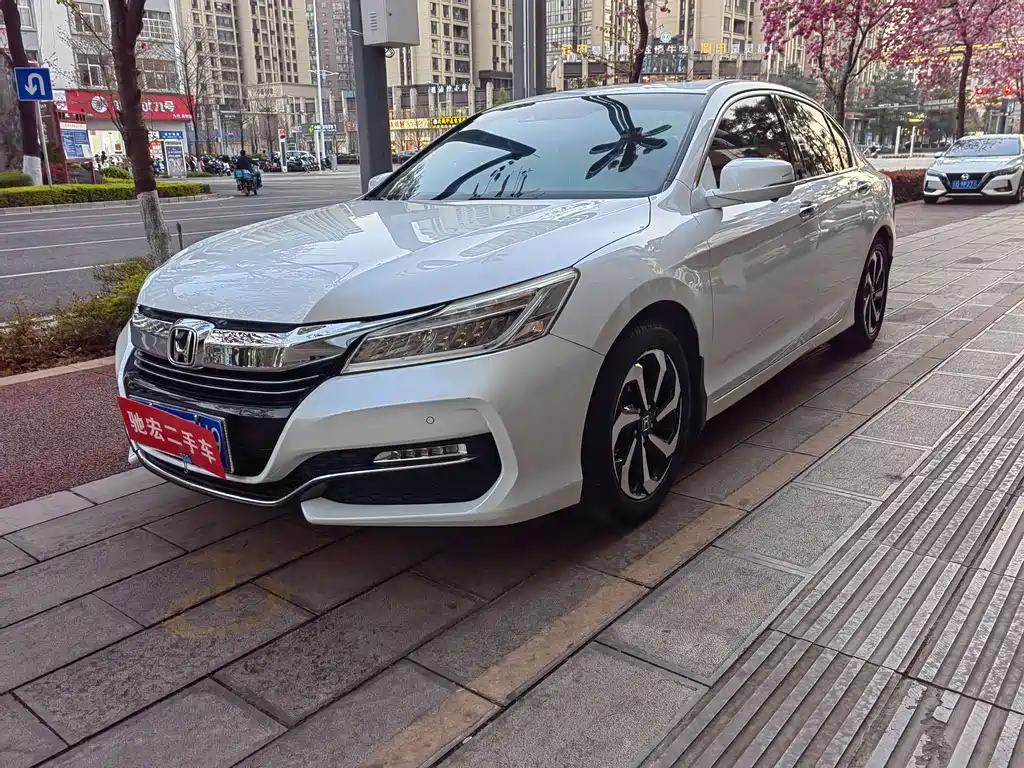 Honda Accord 2016 — фото 5