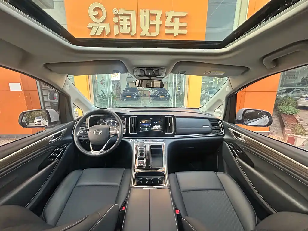 GAC Motor Trumpchi M8 2023 — фото 16