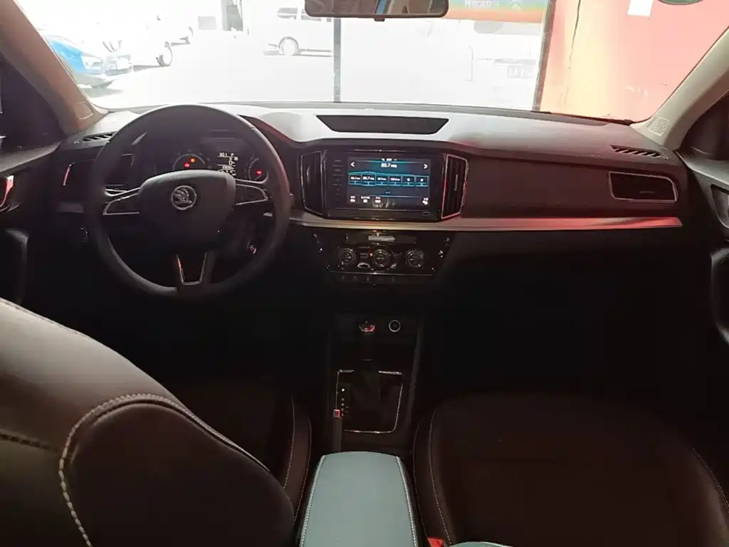 Skoda Kamiq 2020 — фото 10