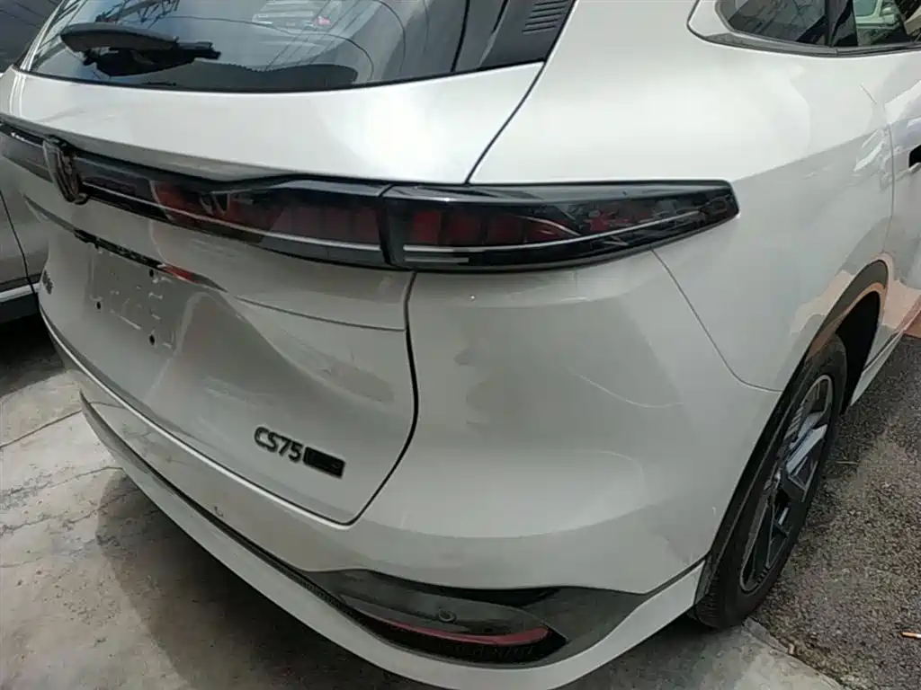 Changan CS75 PLUS 2025 — фото 8