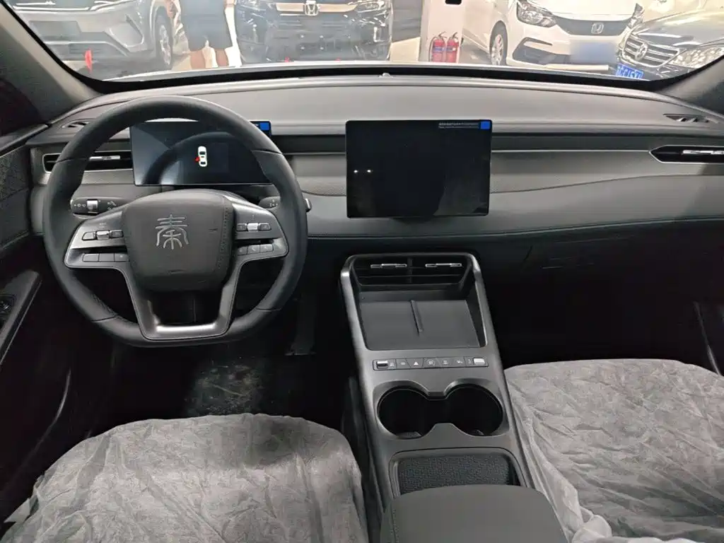 BYD Qin PLUS 2026 — фото 10