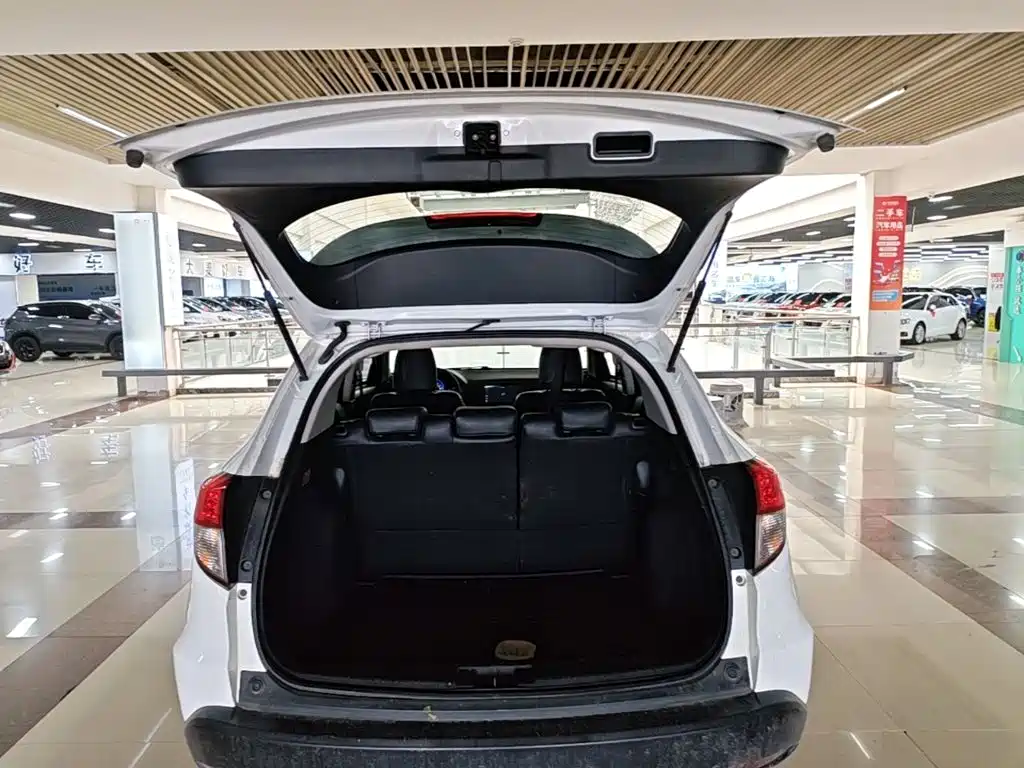 Honda Vezel 2020 — фото 19
