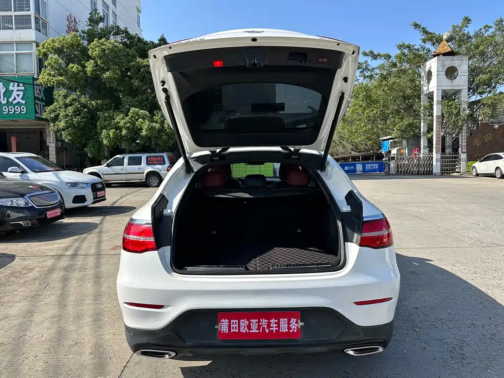 Mercedes-Benz GLC Coupe 2018 — фото 16