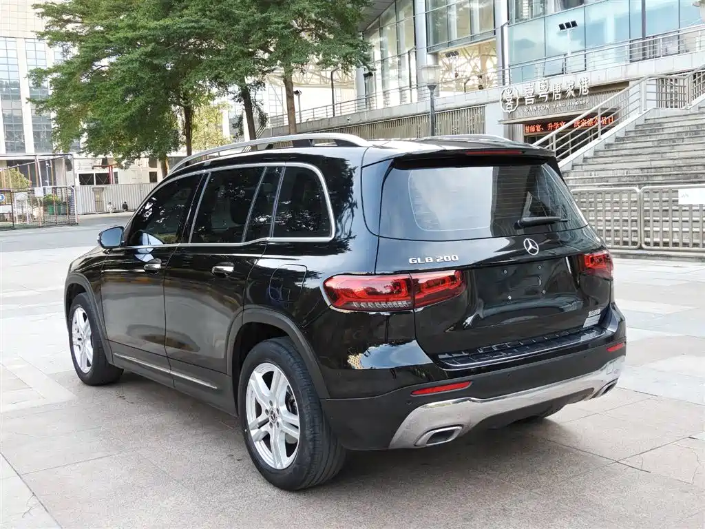 Mercedes-Benz GLB 2021