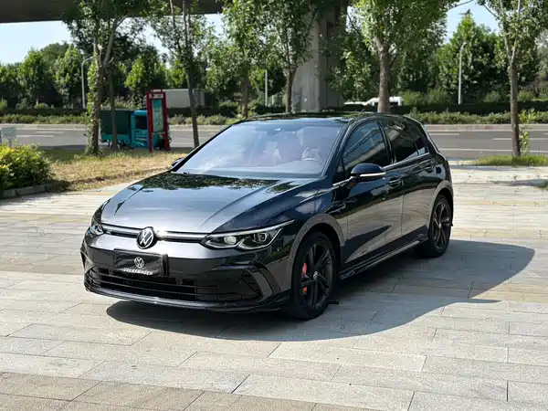 Volkswagen Golf 2022