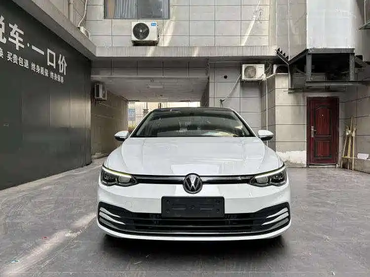 Volkswagen Golf 2022