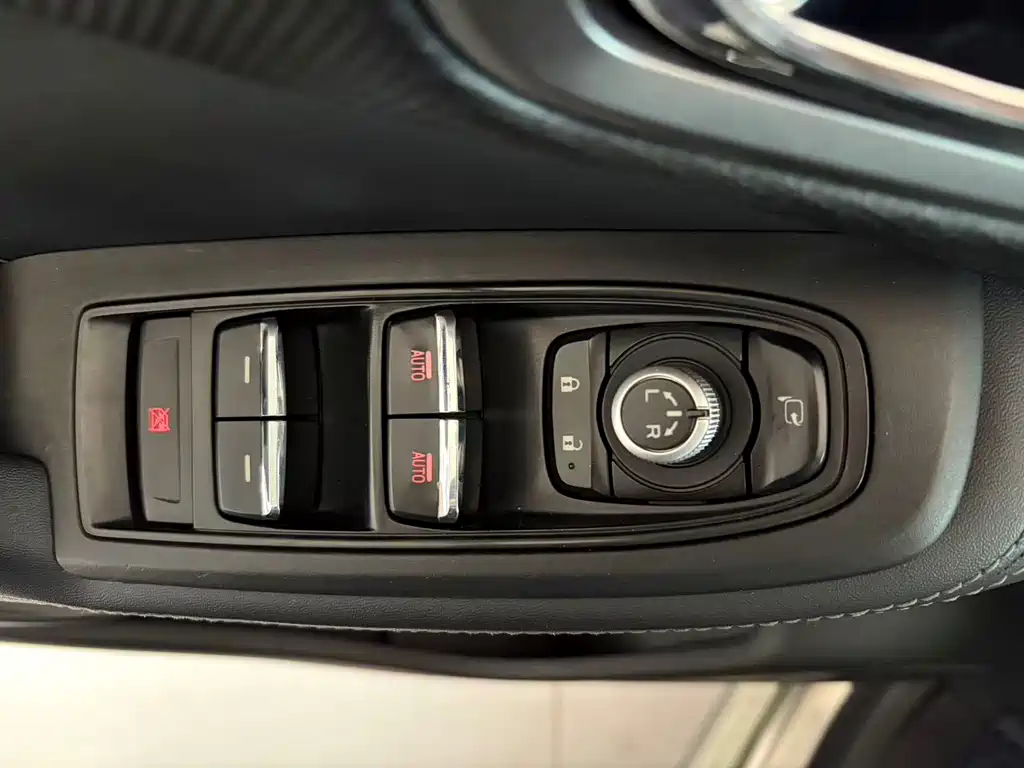Subaru Forester 2019 — фото 9