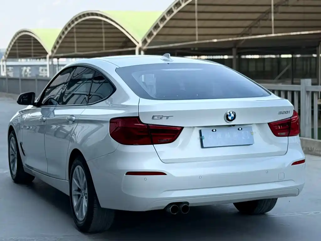 BMW 3 Series GT 2017 — фото 4