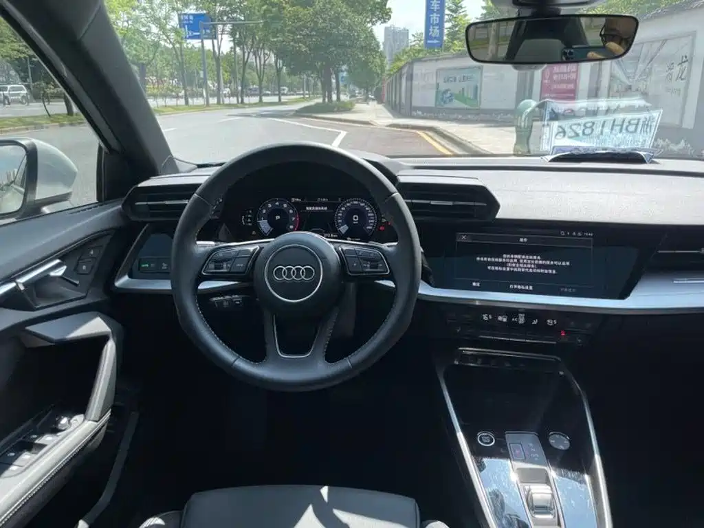 Audi A3 2022 — фото 13