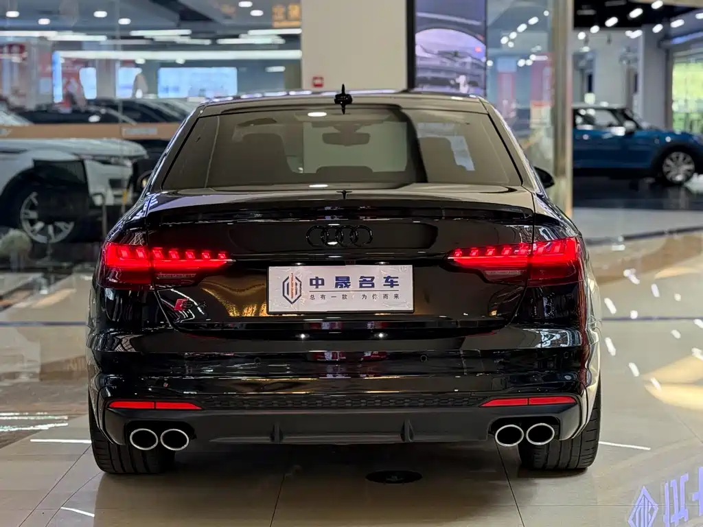 Audi S4 2023