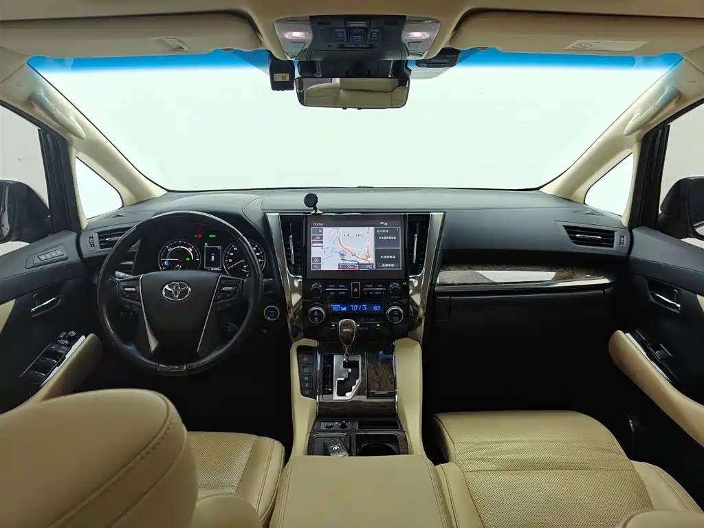 Toyota Vellfire 2021 — фото 19