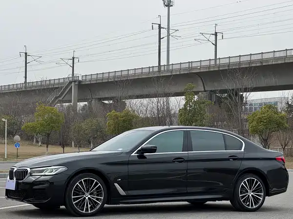 BMW 5 Series 2022