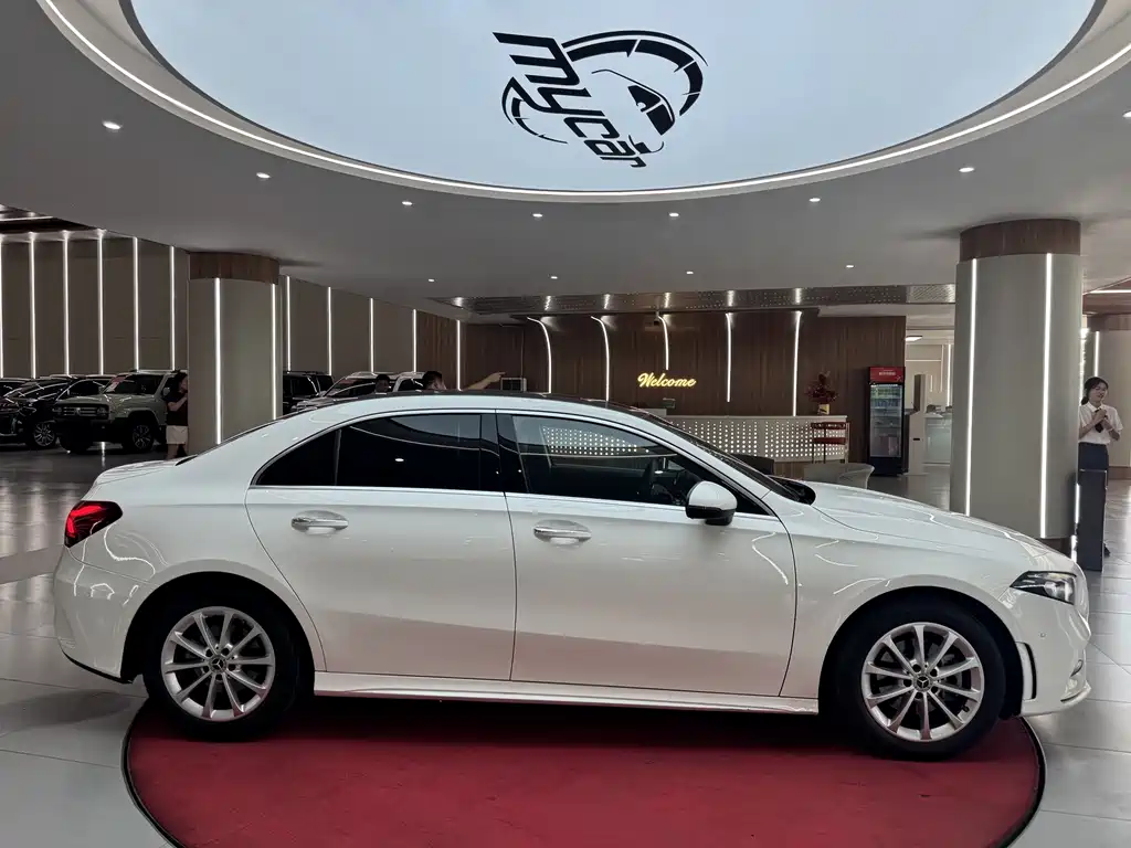 Mercedes-Benz A-Class 2021