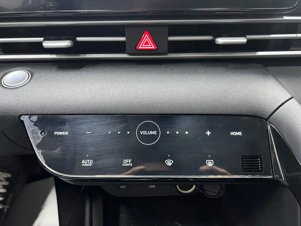Hyundai Elantra 2022 — фото 20