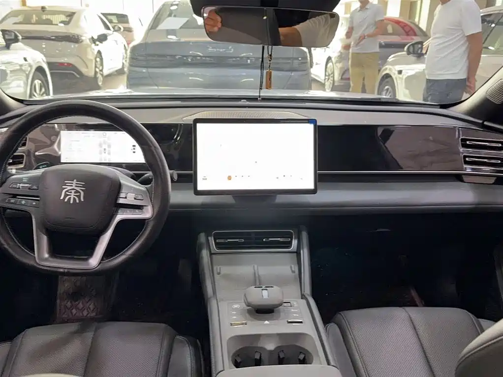 BYD Qin L 2025 — фото 11