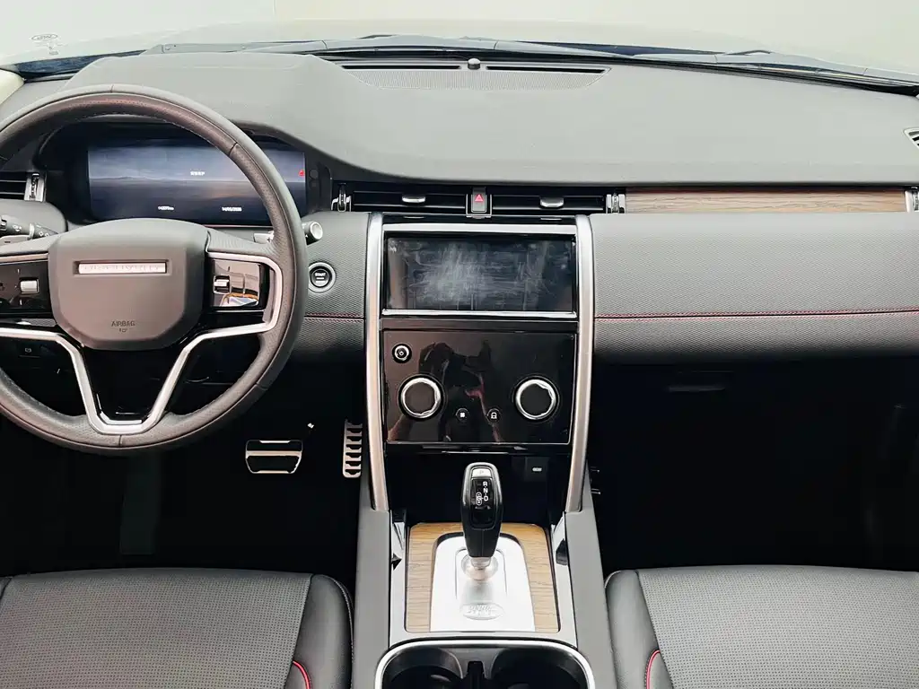 Land Rover Discovery Sport 2023 — фото 5