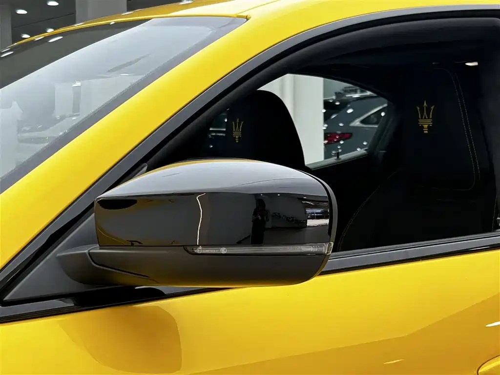 Maserati Ghibli 2024 — фото 13