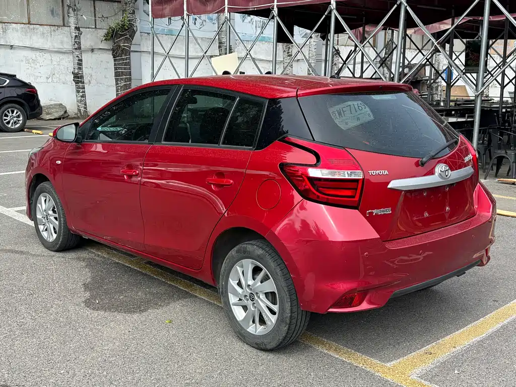 Toyota Yaris L 2018 — фото 6