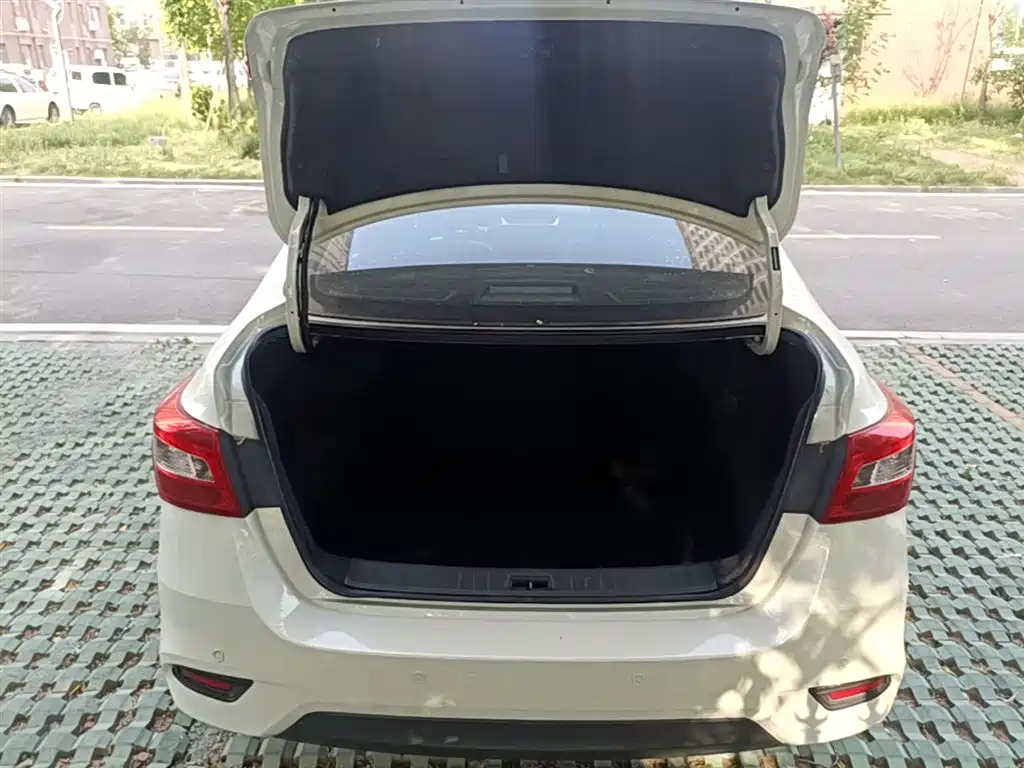 Nissan Sylphy 2019 — фото 19
