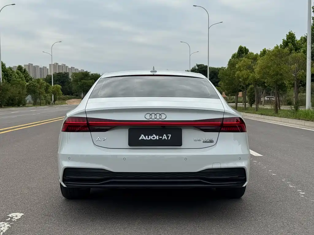 Audi A7 2024 — фото 5