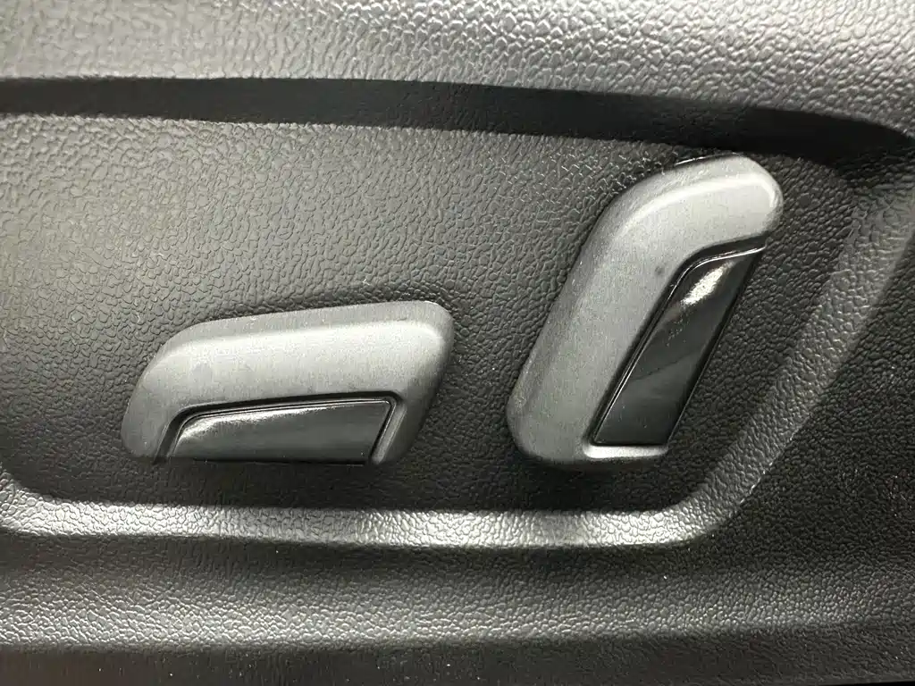 Hyundai Elantra 2023 — фото 13