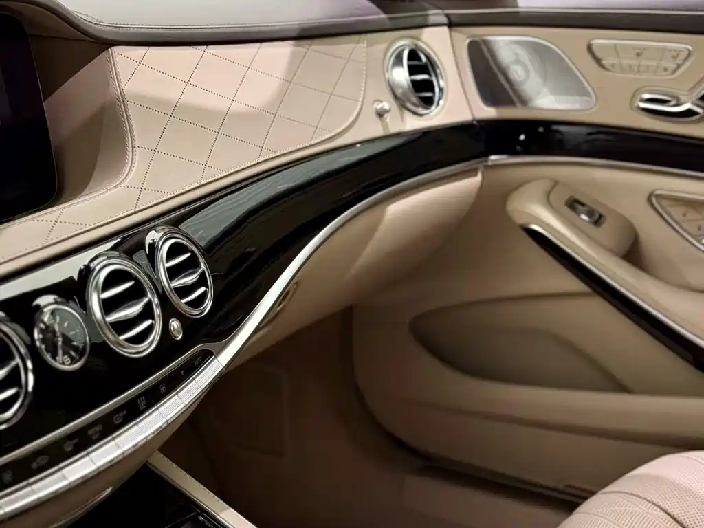 Mercedes-Benz Maybach S-Class 2018 — фото 11