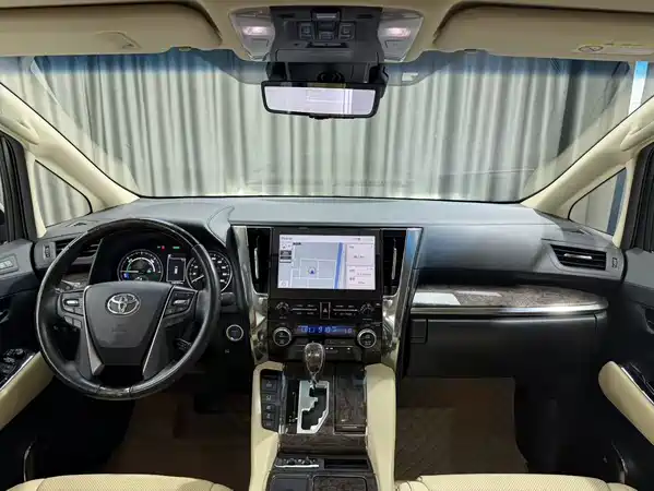 Toyota Vellfire 2020