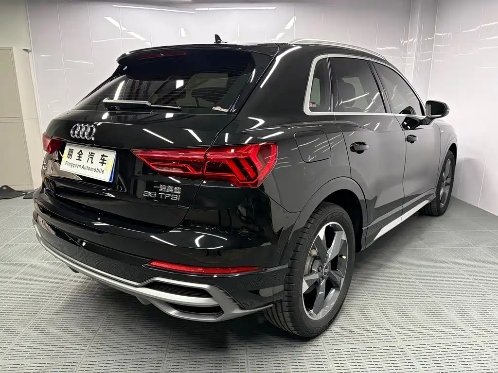 Audi Q3 2022 — фото 17