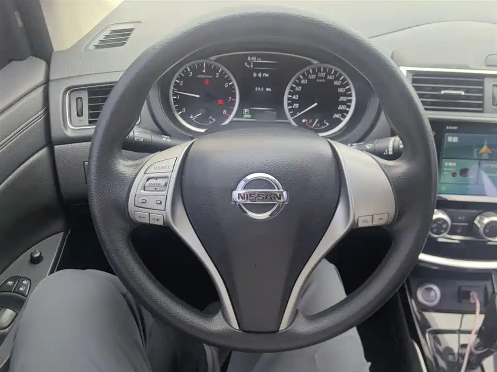 Nissan Tiida 2019 — фото 11