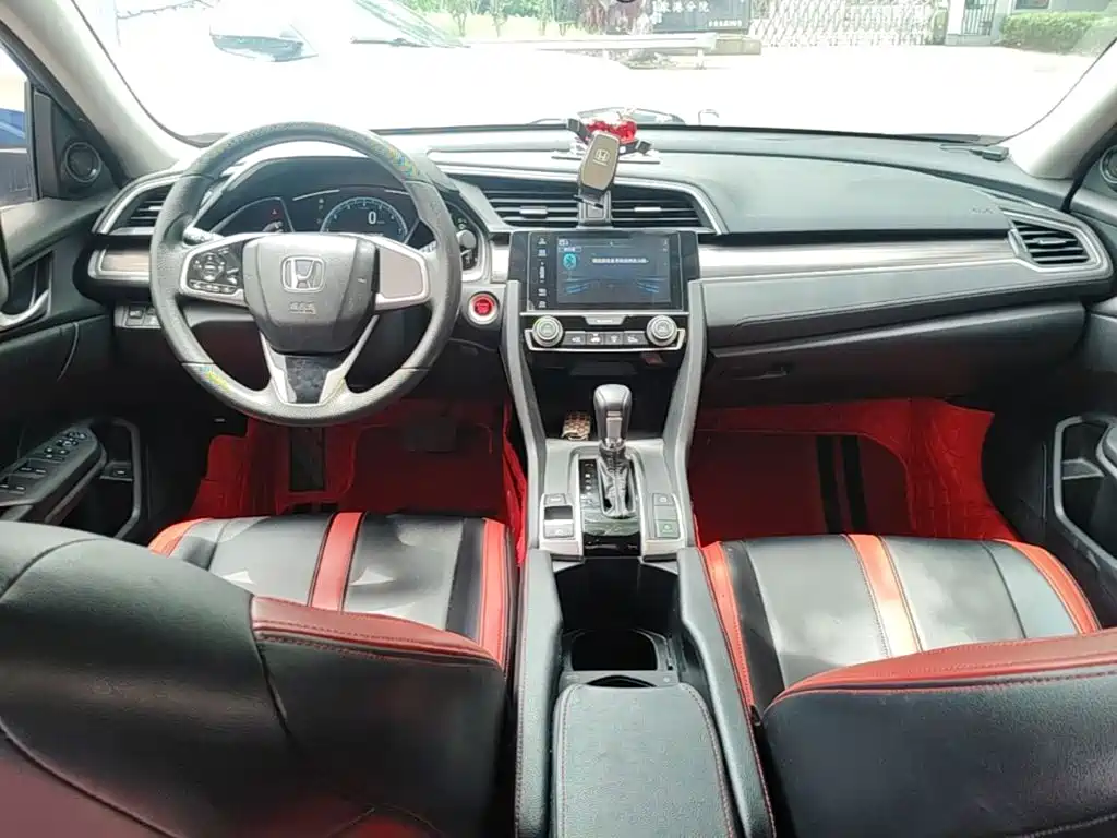 Honda Civic 2021 — фото 10