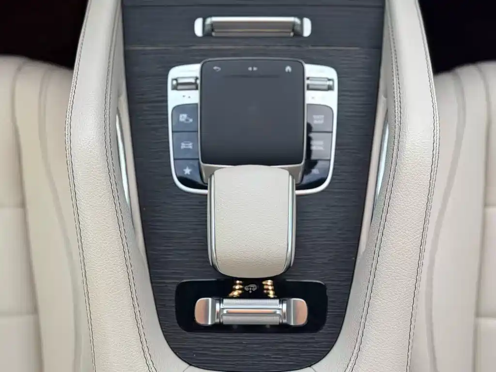 Mercedes-Benz GLE 2019 — фото 14