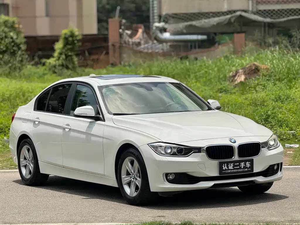 BMW 3 Series 2012 — фото 3