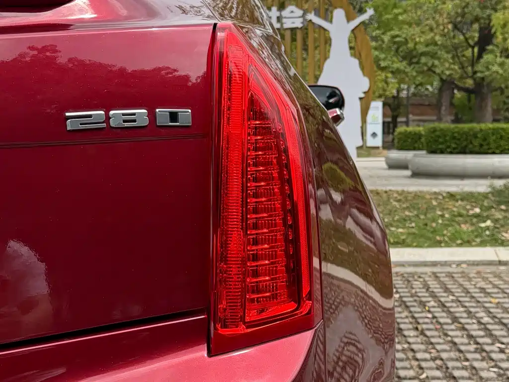 Cadillac ATS-L 2018 — фото 21
